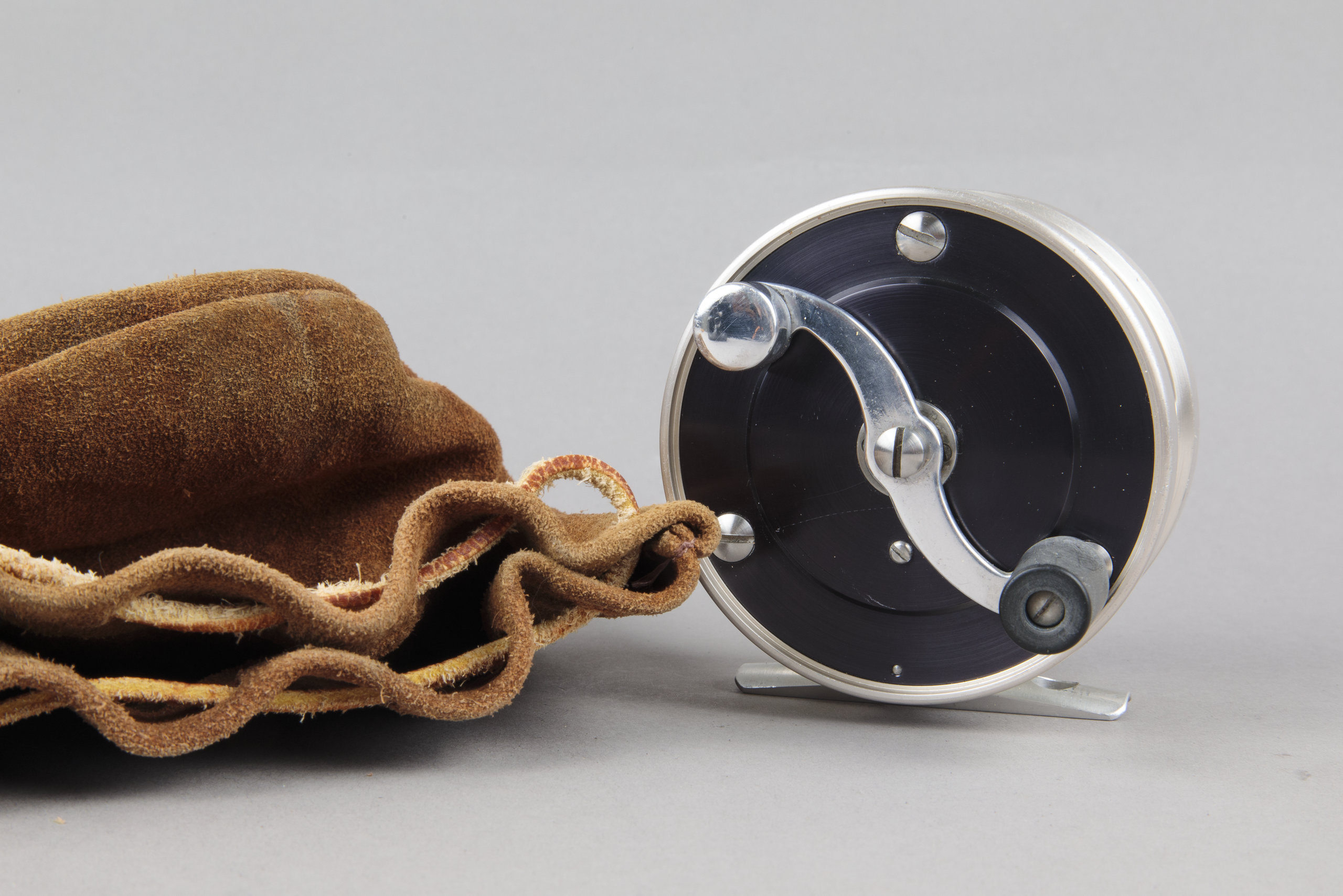 bogdan 00 fly reel Model Question about a Bogdan reel.