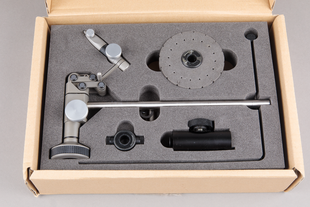 C&F – CFT-9000 Reference Vise