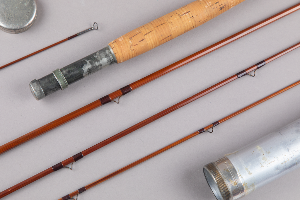 Thomas, F.E. – 4-Piece Brown Tone