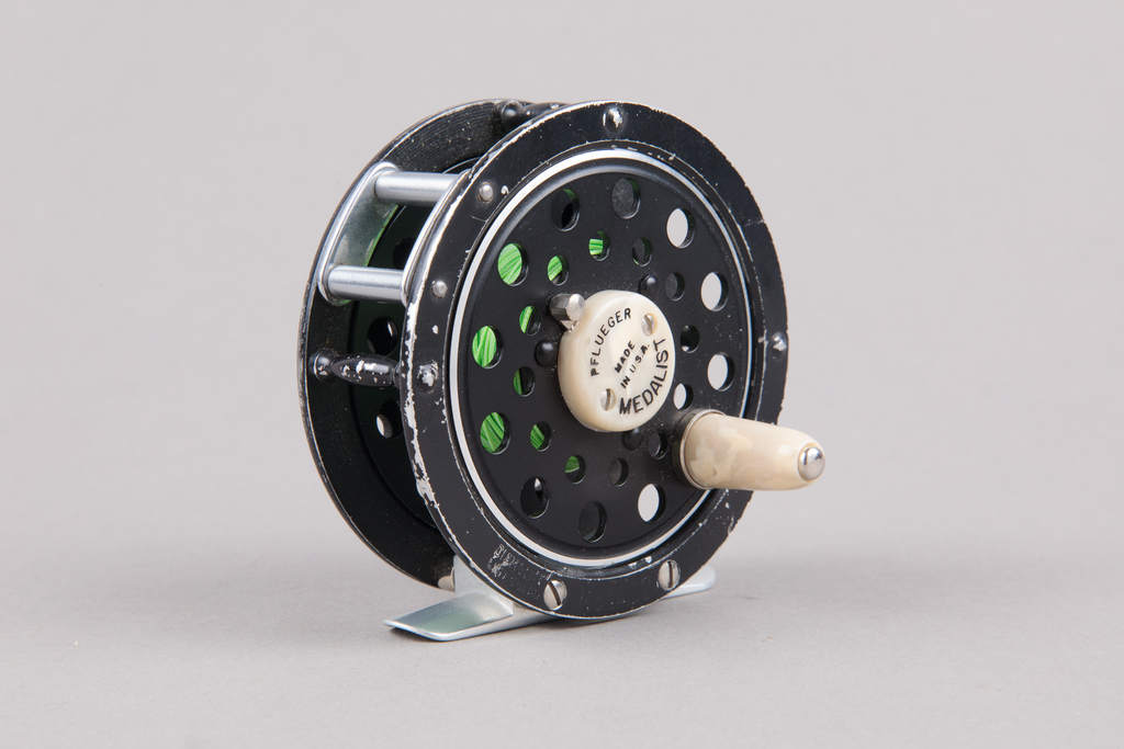 Pflueger – Medalist 1492 - Classic Tackle Purveyor Pflueger – Medalist 1492 - Classic Tackle Purveyor