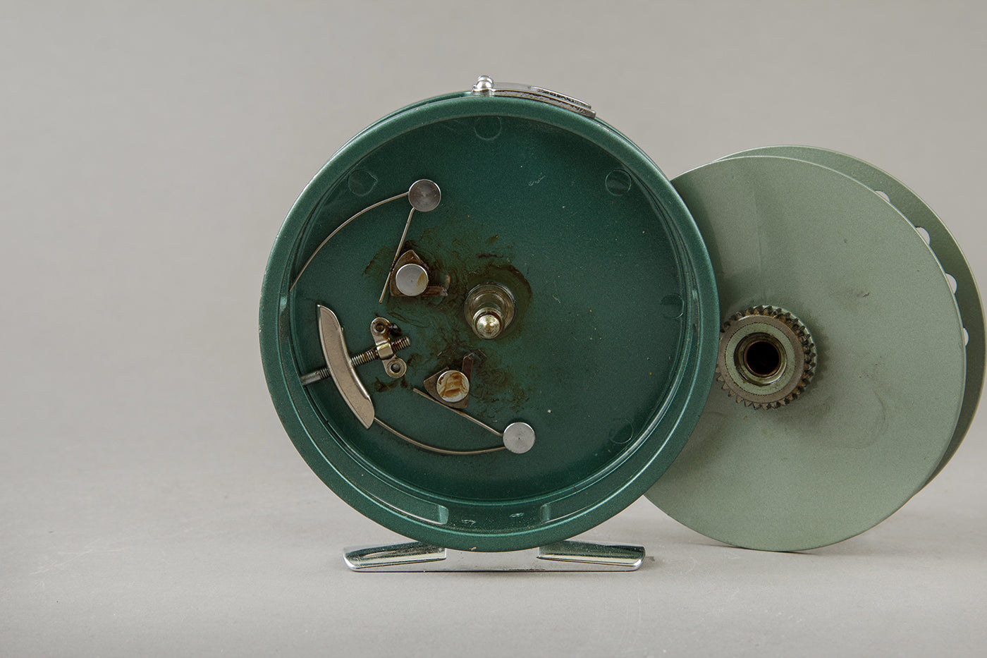 antique fly reel green japan Heddon – 310, 320, 340, Hardy Clone